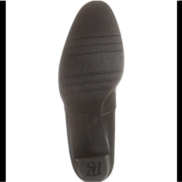 Black leather Platform Pumps 
Never Worn, in Box